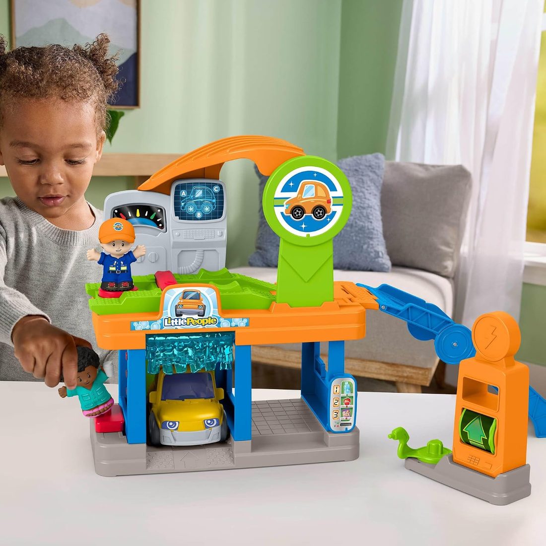 Little People Fillin’ Fun Service Station Playset view 2